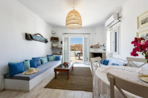 Hara’s Villa in Naousa , Paros